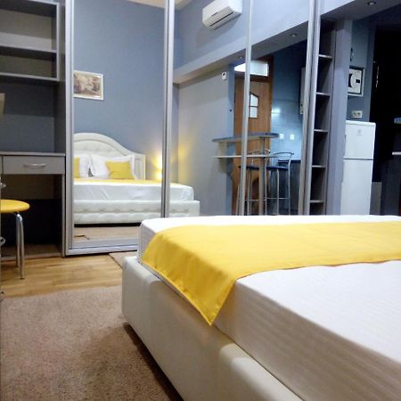 Near Rynok Square Apartment Liov Exterior foto